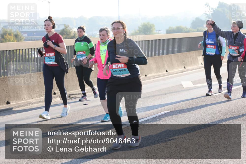 03.10.2025 - Köhlbrandbrückenlauf Lena Gebhardt http://msf.ph/oto/9048463 03.10.2025 09:30:40 Position 1 3290, 3623, 3571, 2665, 3805 meine-sportfotos.de