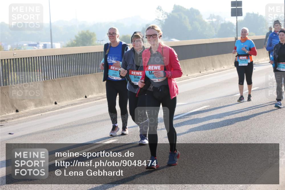 03.10.2025 - Köhlbrandbrückenlauf Lena Gebhardt http://msf.ph/oto/9048474 03.10.2025 09:30:41 Position 1 3805, 266, 24, 2795 meine-sportfotos.de
