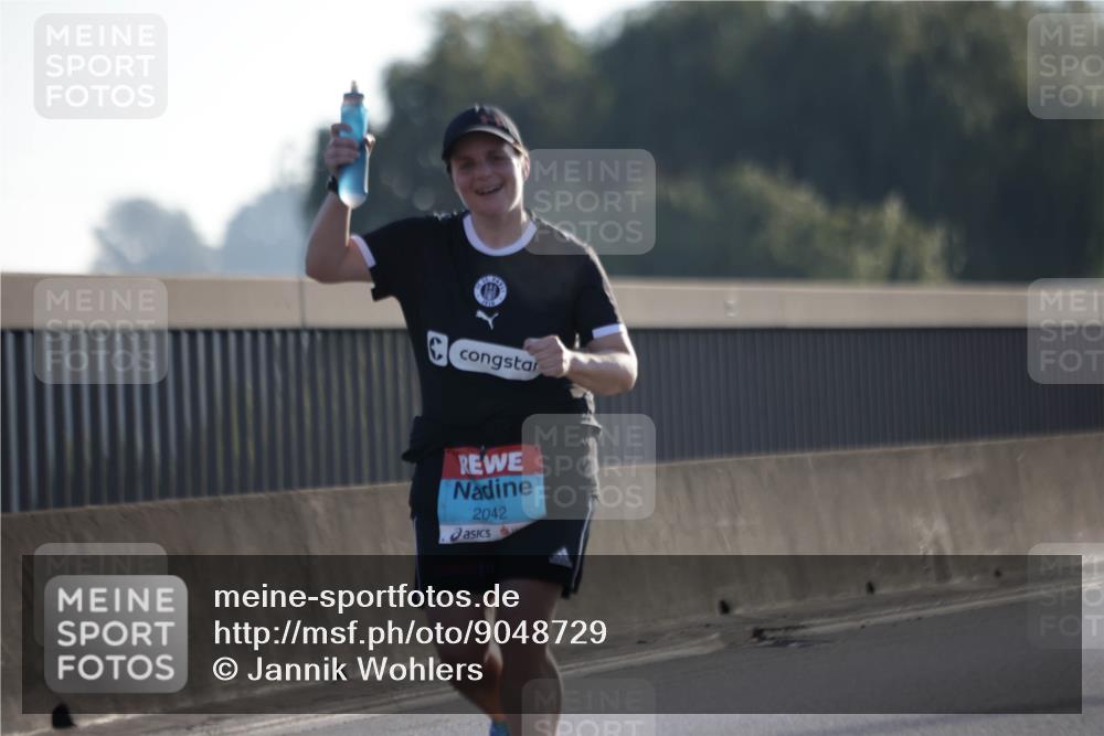 03.10.2025 - Köhlbrandbrückenlauf Jannik Wohlers http://msf.ph/oto/9048729 03.10.2025 09:30:31 Position 3 2042 meine-sportfotos.de