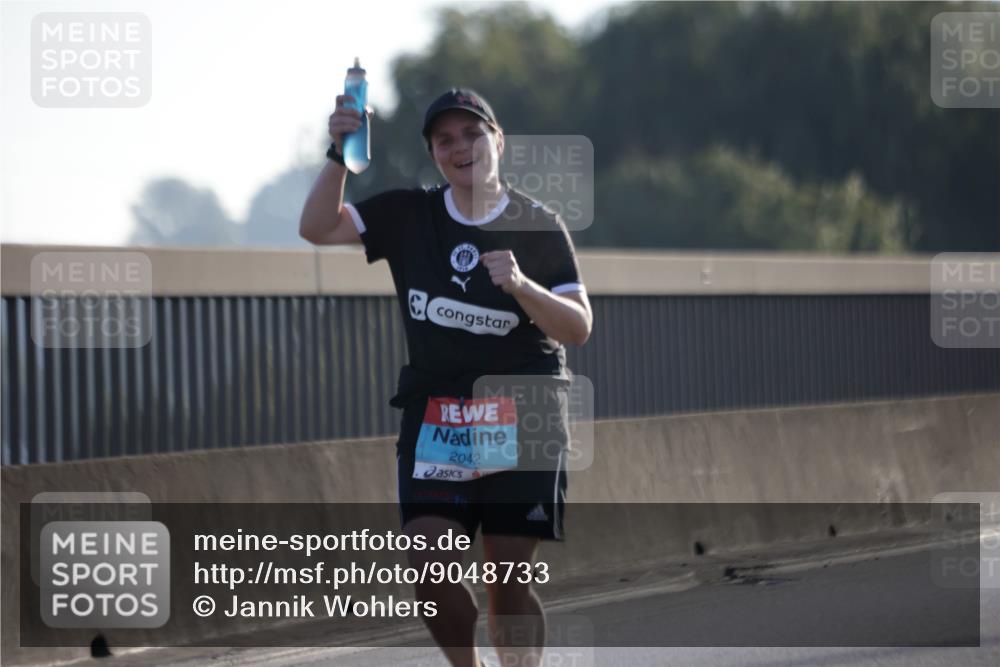 03.10.2025 - Köhlbrandbrückenlauf Jannik Wohlers http://msf.ph/oto/9048733 03.10.2025 09:30:31 Position 3 2042 meine-sportfotos.de