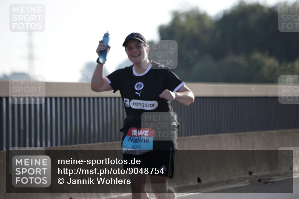 03.10.2025 - Köhlbrandbrückenlauf Jannik Wohlers http://msf.ph/oto/9048754 03.10.2025 09:30:31 Position 3 2042 meine-sportfotos.de