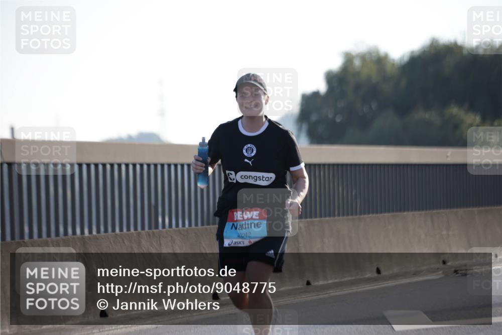 03.10.2025 - Köhlbrandbrückenlauf Jannik Wohlers http://msf.ph/oto/9048775 03.10.2025 09:30:31 Position 3 2042 meine-sportfotos.de