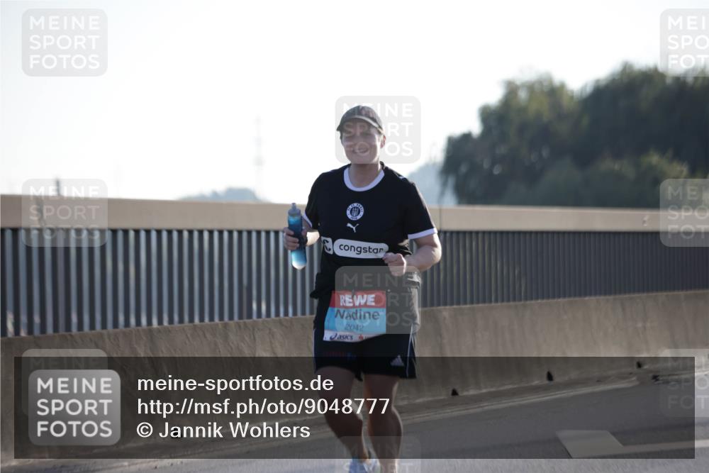 03.10.2025 - Köhlbrandbrückenlauf Jannik Wohlers http://msf.ph/oto/9048777 03.10.2025 09:30:31 Position 3 2042 meine-sportfotos.de