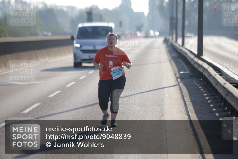 03.10.2025 - Köhlbrandbrückenlauf Jannik Wohlers http://msf.ph/oto/9048839 03.10.2025 09:30:50 Position 3 1389 meine-sportfotos.de