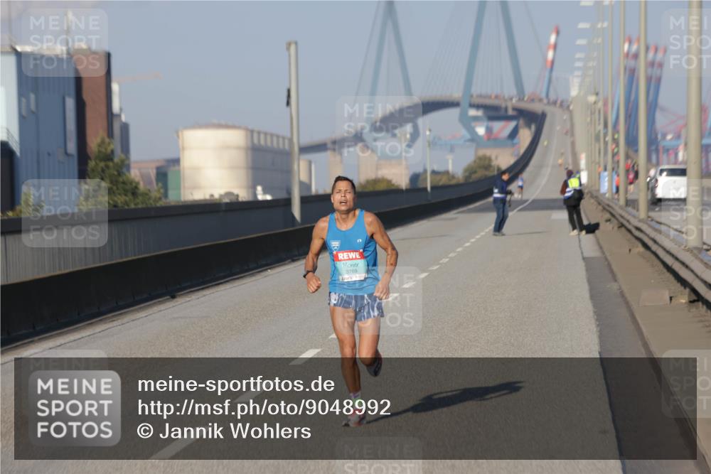 03.10.2025 - Köhlbrandbrückenlauf Jannik Wohlers http://msf.ph/oto/9048992 03.10.2025 09:32:51 Position 3 3769 meine-sportfotos.de