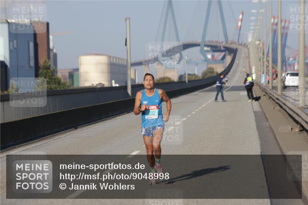 03.10.2025 - Köhlbrandbrückenlauf Jannik Wohlers http://msf.ph/oto/9048998 03.10.2025 09:32:51 Position 3 3769 meine-sportfotos.de
