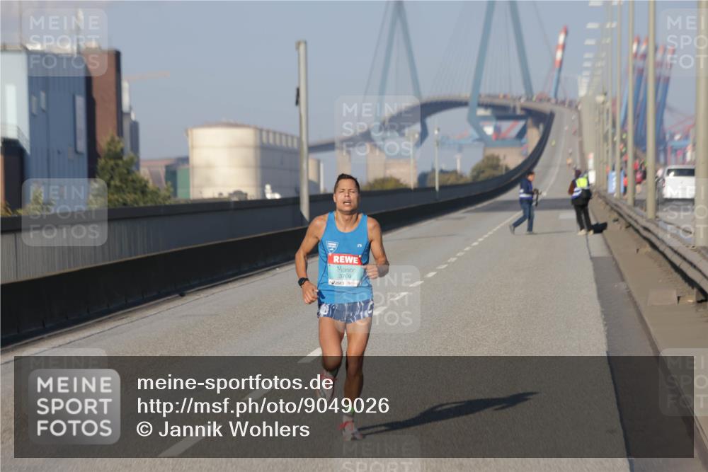 03.10.2025 - Köhlbrandbrückenlauf Jannik Wohlers http://msf.ph/oto/9049026 03.10.2025 09:32:51 Position 3 3769 meine-sportfotos.de