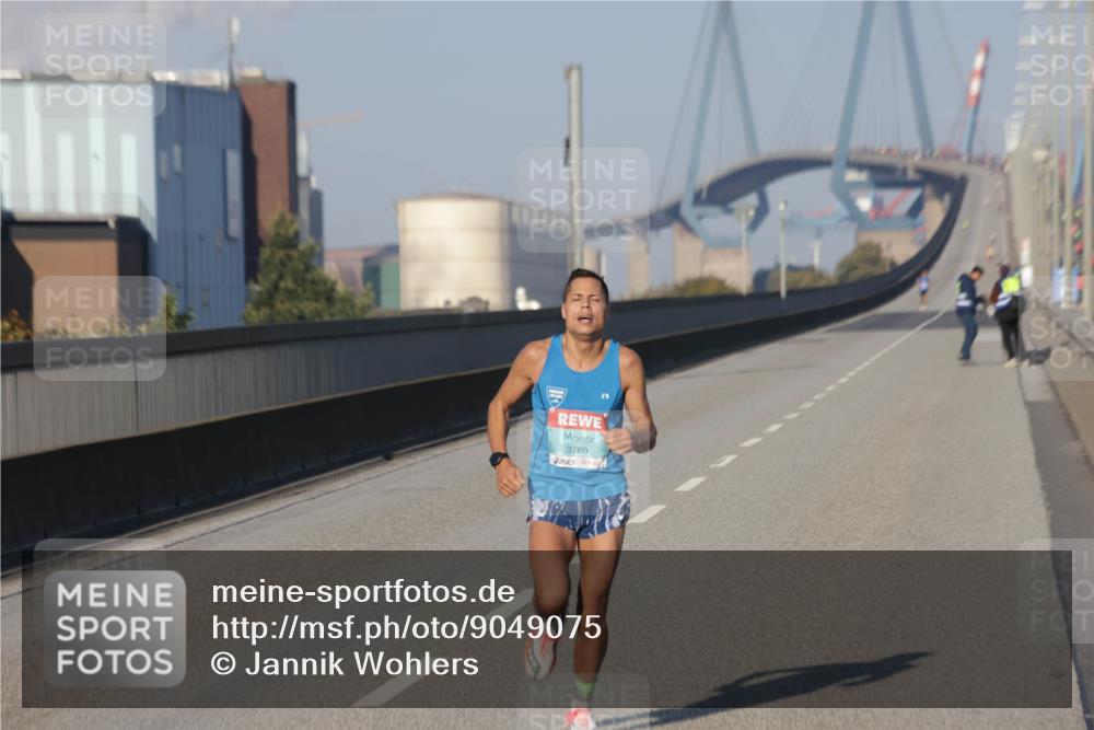 03.10.2025 - Köhlbrandbrückenlauf Jannik Wohlers http://msf.ph/oto/9049075 03.10.2025 09:32:52 Position 3 3769 meine-sportfotos.de