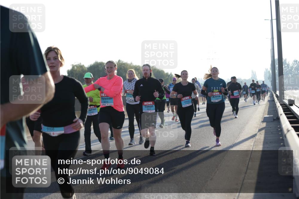 03.10.2025 - Köhlbrandbrückenlauf Jannik Wohlers http://msf.ph/oto/9049084 03.10.2025 09:18:18 Position 3 3168, 1164, 3210, 3515, 3724, 2025 meine-sportfotos.de