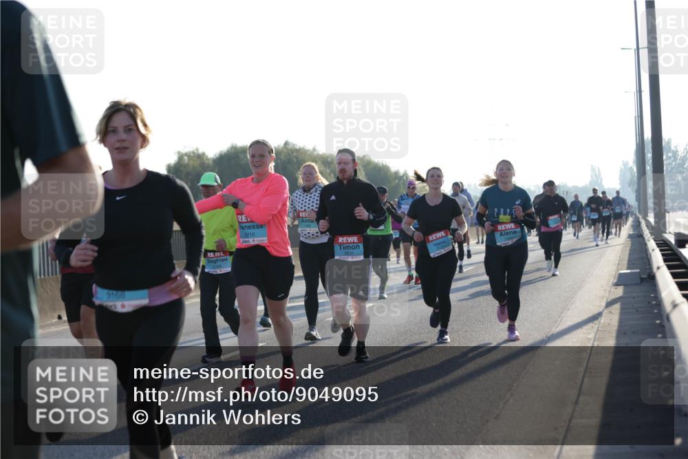 03.10.2025 - Köhlbrandbrückenlauf Jannik Wohlers http://msf.ph/oto/9049095 03.10.2025 09:18:18 Position 3 3168, 3210, 1164, 3515, 202 meine-sportfotos.de