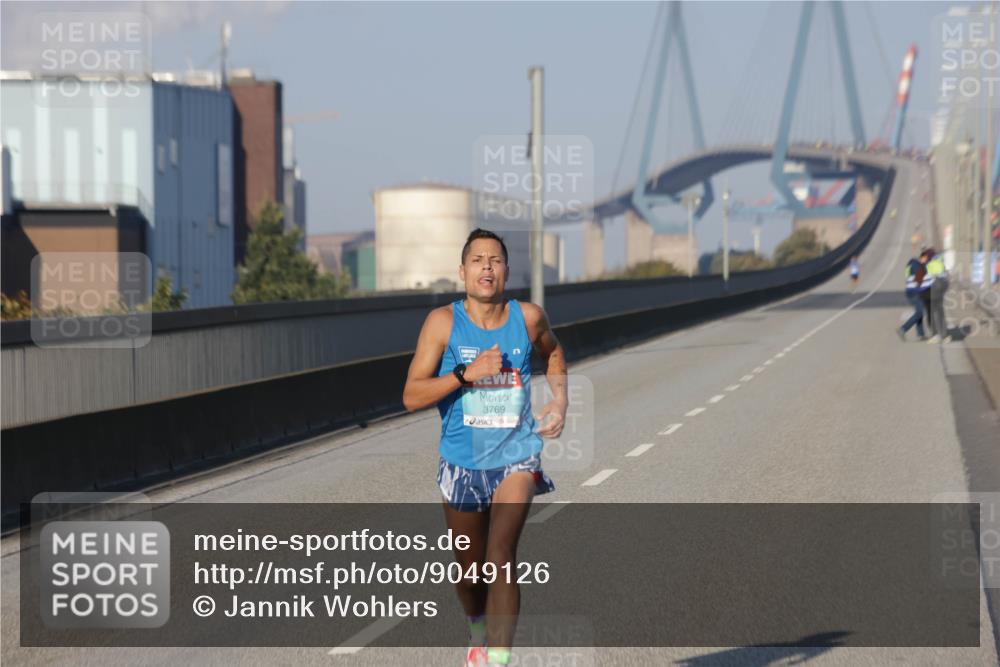 03.10.2025 - Köhlbrandbrückenlauf Jannik Wohlers http://msf.ph/oto/9049126 03.10.2025 09:32:52 Position 3 3769 meine-sportfotos.de