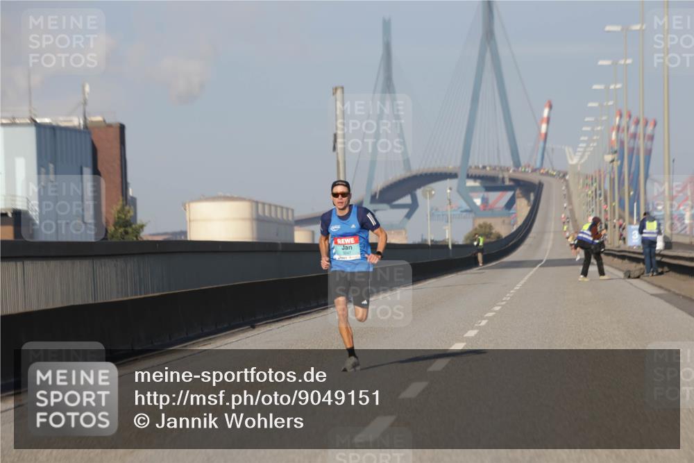 03.10.2025 - Köhlbrandbrückenlauf Jannik Wohlers http://msf.ph/oto/9049151 03.10.2025 09:33:40 Position 3 3247 meine-sportfotos.de