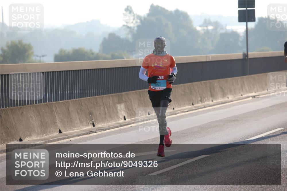 03.10.2025 - Köhlbrandbrückenlauf Lena Gebhardt http://msf.ph/oto/9049326 03.10.2025 09:12:15 Position 1 3714 meine-sportfotos.de