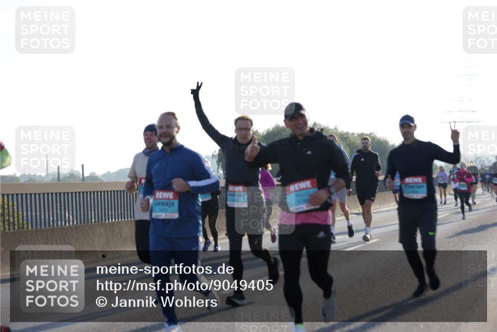03.10.2025 - Köhlbrandbrückenlauf Jannik Wohlers http://msf.ph/oto/9049405 03.10.2025 09:18:24 Position 3 1679 meine-sportfotos.de