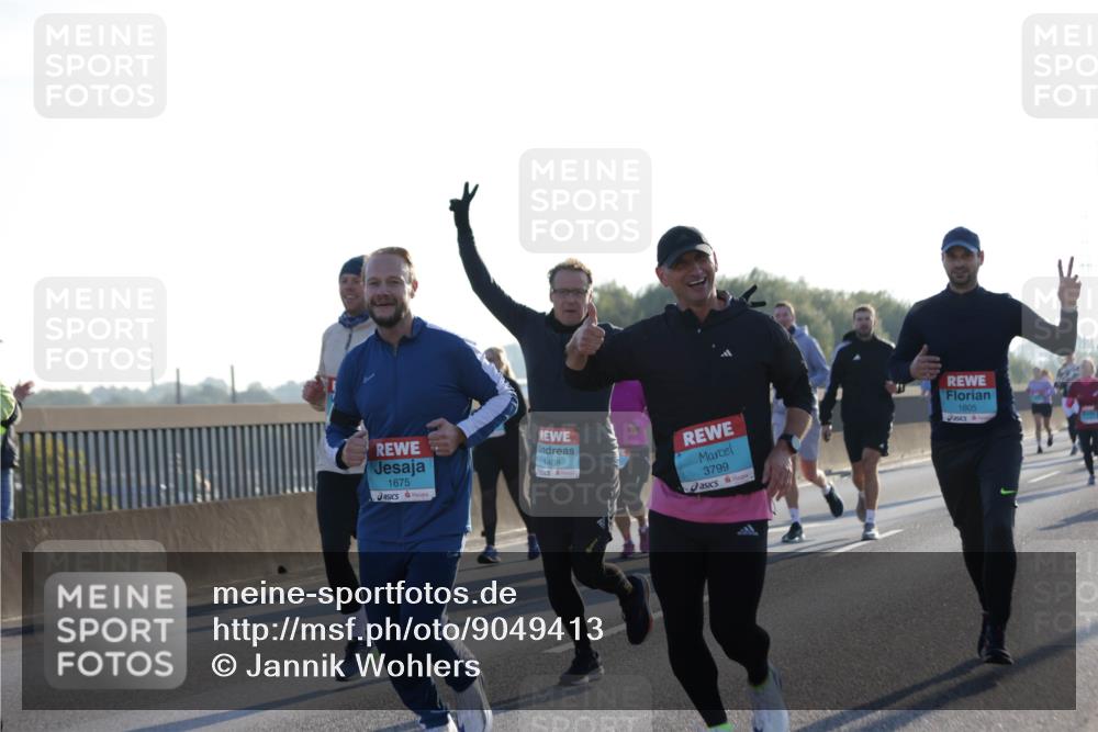 03.10.2025 - Köhlbrandbrückenlauf Jannik Wohlers http://msf.ph/oto/9049413 03.10.2025 09:18:24 Position 3 1675, 1408, 3799, 1605 meine-sportfotos.de