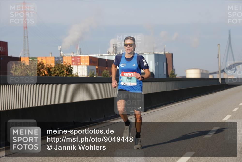 03.10.2025 - Köhlbrandbrückenlauf Jannik Wohlers http://msf.ph/oto/9049448 03.10.2025 09:33:45 Position 3 3247 meine-sportfotos.de