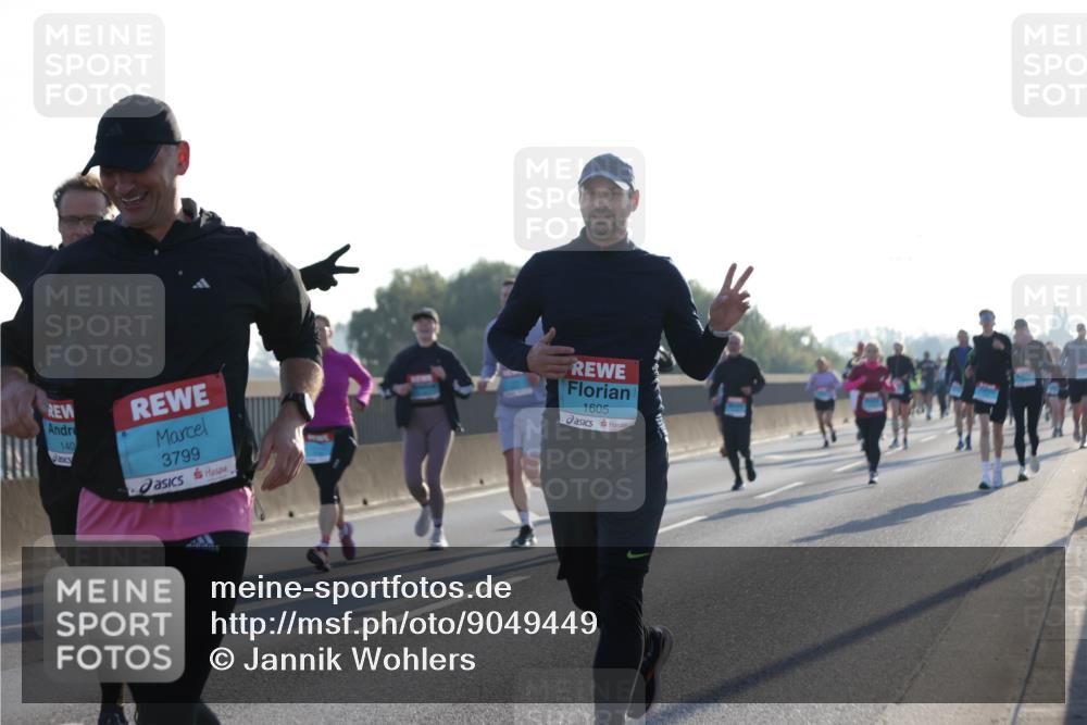 03.10.2025 - Köhlbrandbrückenlauf Jannik Wohlers http://msf.ph/oto/9049449 03.10.2025 09:18:25 Position 3 140, 3799, 1605 meine-sportfotos.de