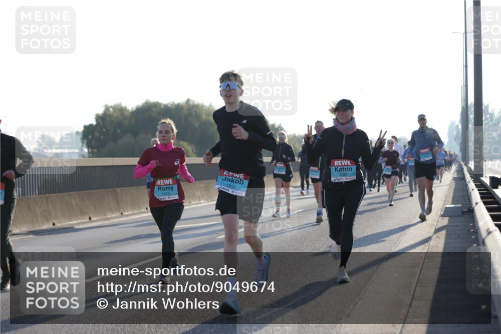 03.10.2025 - Köhlbrandbrückenlauf Jannik Wohlers http://msf.ph/oto/9049674 03.10.2025 09:18:30 Position 3 1515, 1933, 3326 meine-sportfotos.de