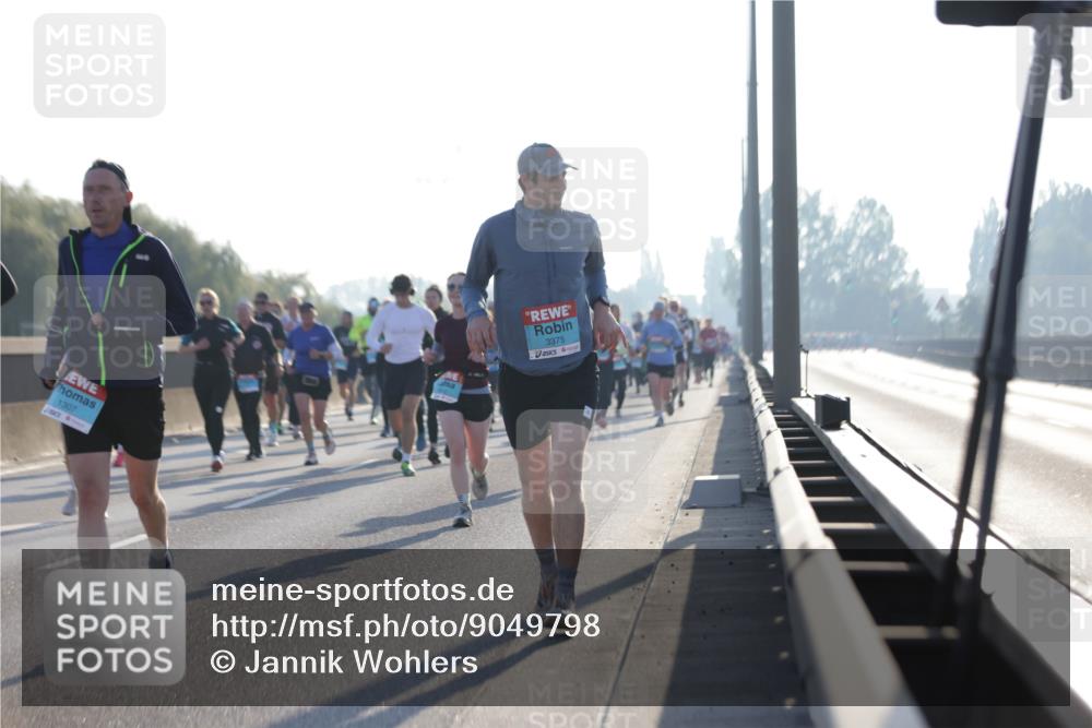 03.10.2025 - Köhlbrandbrückenlauf Jannik Wohlers http://msf.ph/oto/9049798 03.10.2025 09:18:32 Position 3 1307, 3375 meine-sportfotos.de
