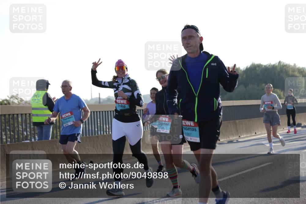 03.10.2025 - Köhlbrandbrückenlauf Jannik Wohlers http://msf.ph/oto/9049898 03.10.2025 09:18:34 Position 3 1636, 9, 1307 meine-sportfotos.de
