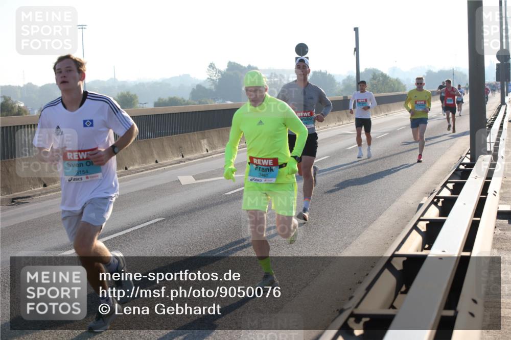 03.10.2025 - Köhlbrandbrückenlauf Lena Gebhardt http://msf.ph/oto/9050076 03.10.2025 09:13:36 Position 1 3154, 3460 meine-sportfotos.de