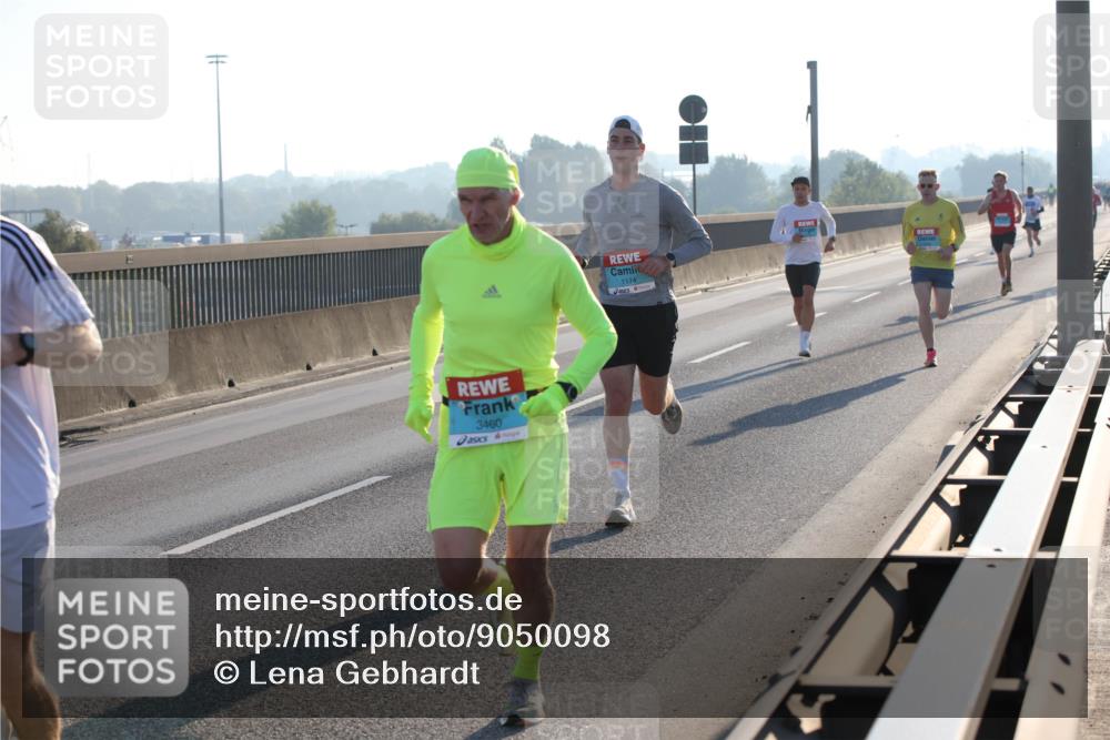 03.10.2025 - Köhlbrandbrückenlauf Lena Gebhardt http://msf.ph/oto/9050098 03.10.2025 09:13:37 Position 1 3460, 1174 meine-sportfotos.de