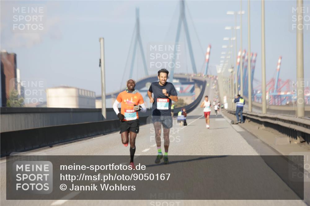 03.10.2025 - Köhlbrandbrückenlauf Jannik Wohlers http://msf.ph/oto/9050167 03.10.2025 09:35:49 Position 3 3714, 3760 meine-sportfotos.de