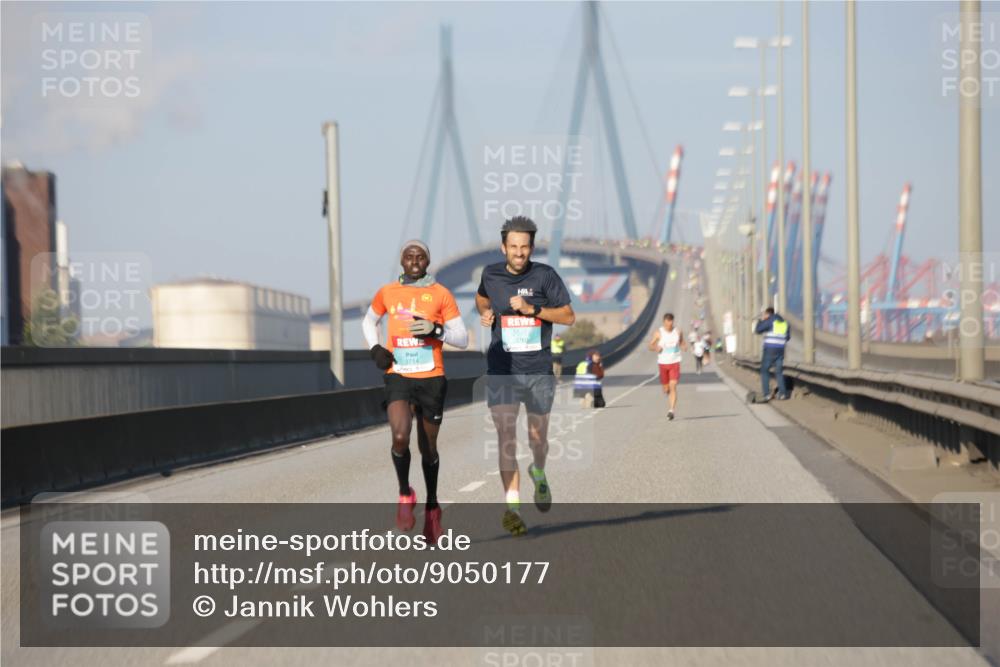 03.10.2025 - Köhlbrandbrückenlauf Jannik Wohlers http://msf.ph/oto/9050177 03.10.2025 09:35:50 Position 3  meine-sportfotos.de