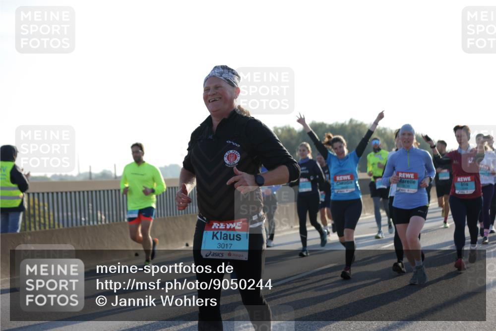 03.10.2025 - Köhlbrandbrückenlauf Jannik Wohlers http://msf.ph/oto/9050244 03.10.2025 09:18:42 Position 3 1910, 3017 meine-sportfotos.de