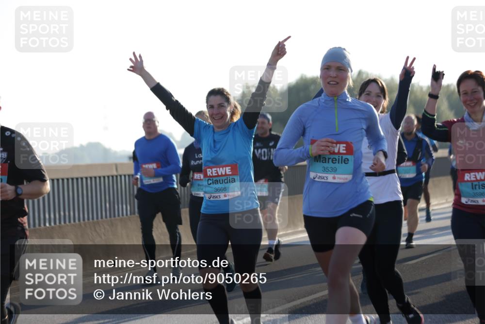 03.10.2025 - Köhlbrandbrückenlauf Jannik Wohlers http://msf.ph/oto/9050265 03.10.2025 09:18:43 Position 3 3666, 3539, 3596 meine-sportfotos.de