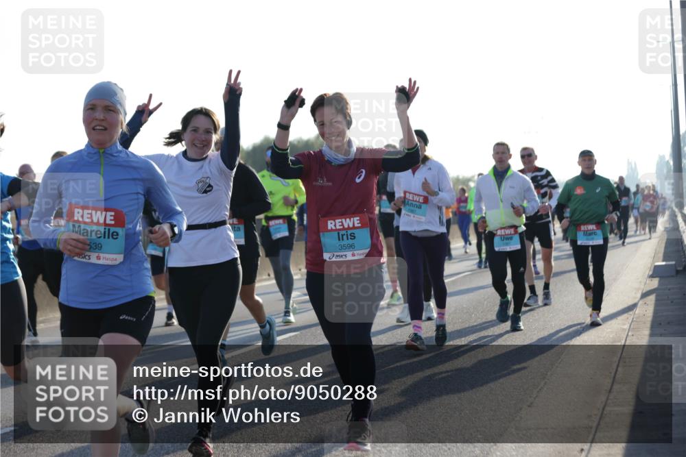 03.10.2025 - Köhlbrandbrückenlauf Jannik Wohlers http://msf.ph/oto/9050288 03.10.2025 09:18:44 Position 3 539, 3596, 1387 meine-sportfotos.de