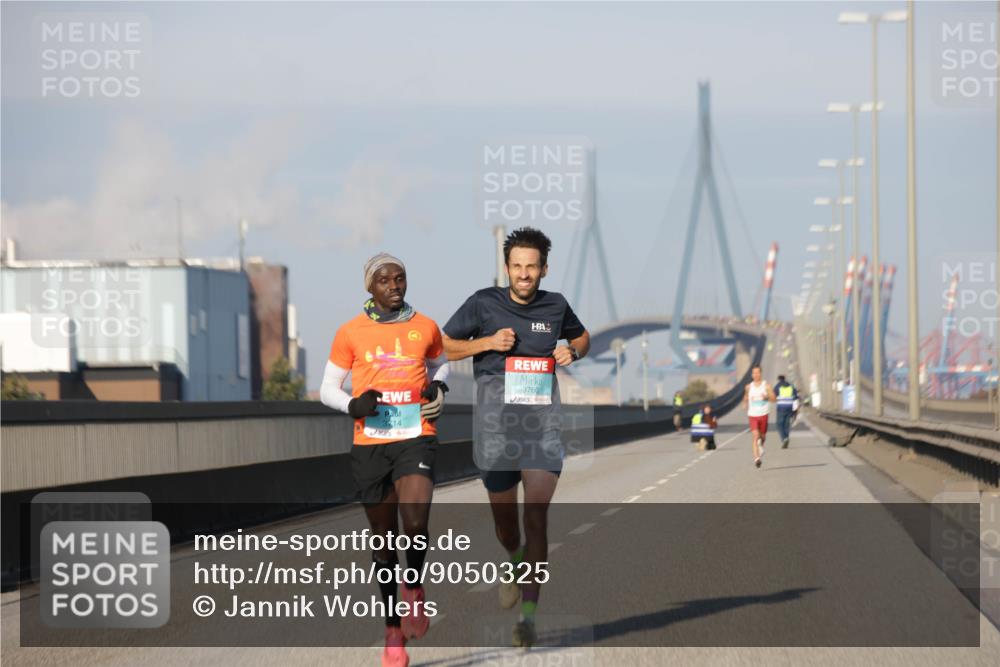 03.10.2025 - Köhlbrandbrückenlauf Jannik Wohlers http://msf.ph/oto/9050325 03.10.2025 09:35:52 Position 3 3760, 3, 14 meine-sportfotos.de