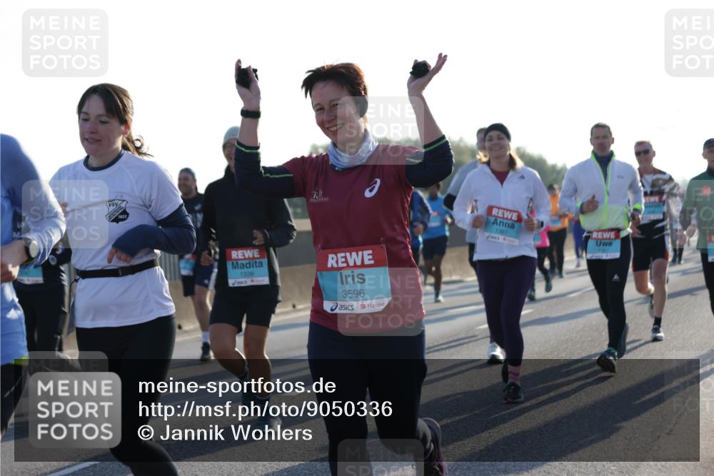 03.10.2025 - Köhlbrandbrückenlauf Jannik Wohlers http://msf.ph/oto/9050336 03.10.2025 09:18:44 Position 3 1338, 3596, 1367 meine-sportfotos.de