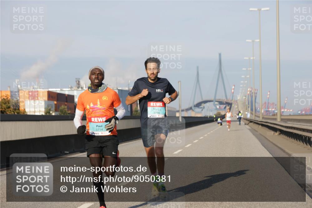 03.10.2025 - Köhlbrandbrückenlauf Jannik Wohlers http://msf.ph/oto/9050381 03.10.2025 09:35:54 Position 3 3714, 3760 meine-sportfotos.de