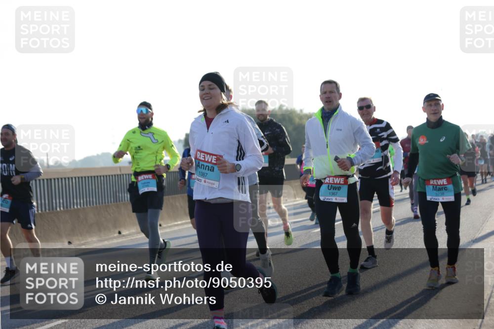 03.10.2025 - Köhlbrandbrückenlauf Jannik Wohlers http://msf.ph/oto/9050395 03.10.2025 09:18:45 Position 3 1387, 1367, 3238 meine-sportfotos.de