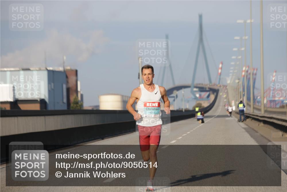03.10.2025 - Köhlbrandbrückenlauf Jannik Wohlers http://msf.ph/oto/9050514 03.10.2025 09:36:05 Position 3 1013 meine-sportfotos.de