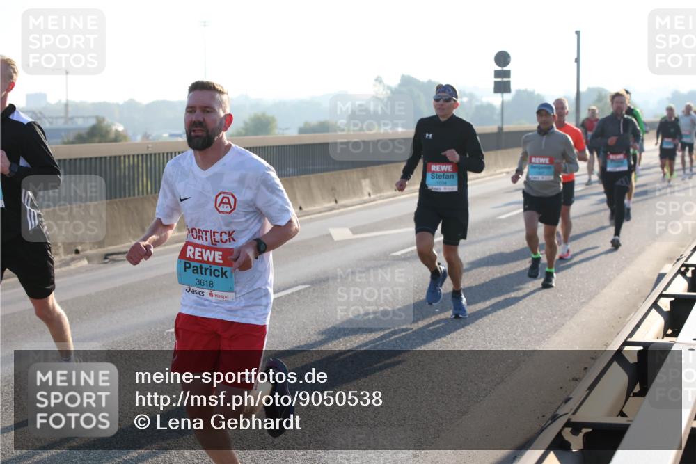 03.10.2025 - Köhlbrandbrückenlauf Lena Gebhardt http://msf.ph/oto/9050538 03.10.2025 09:14:19 Position 1 3618, 1034 meine-sportfotos.de