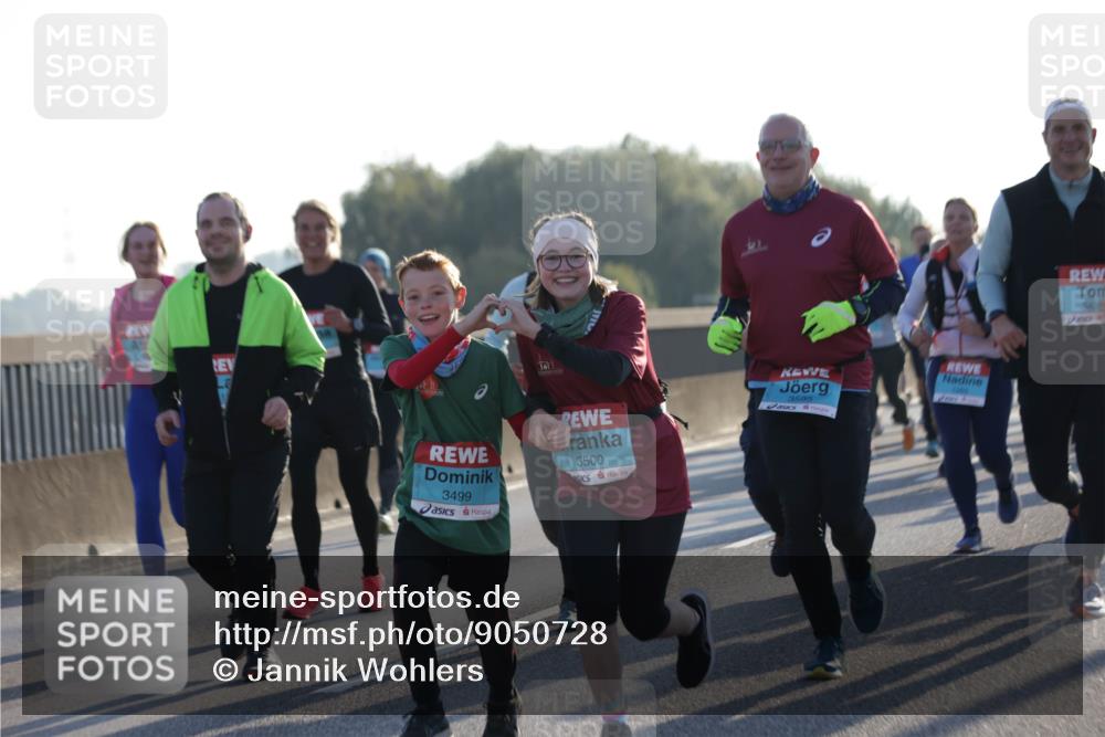 03.10.2025 - Köhlbrandbrückenlauf Jannik Wohlers http://msf.ph/oto/9050728 03.10.2025 09:18:53 Position 3 3499, 3500, 3595, 343 meine-sportfotos.de