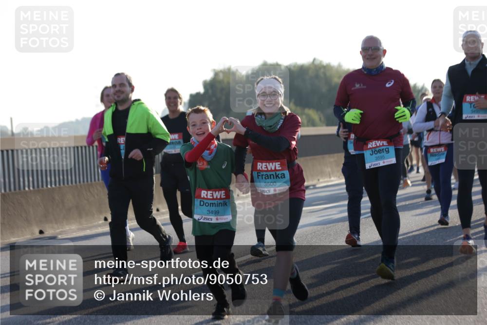 03.10.2025 - Köhlbrandbrückenlauf Jannik Wohlers http://msf.ph/oto/9050753 03.10.2025 09:18:53 Position 3 3500, 3499, 3595, 3435 meine-sportfotos.de