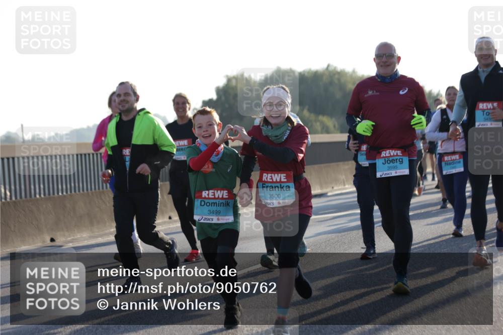 03.10.2025 - Köhlbrandbrückenlauf Jannik Wohlers http://msf.ph/oto/9050762 03.10.2025 09:18:53 Position 3 3499, 3500, 3595, 343 meine-sportfotos.de