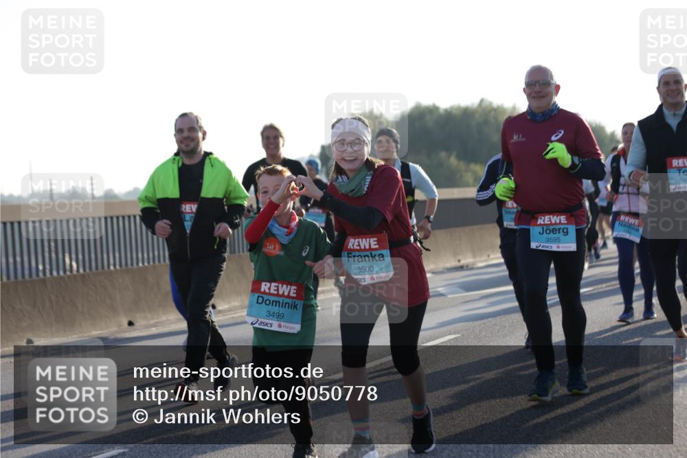03.10.2025 - Köhlbrandbrückenlauf Jannik Wohlers http://msf.ph/oto/9050778 03.10.2025 09:18:53 Position 3 3499, 3500, 3595, 34 meine-sportfotos.de