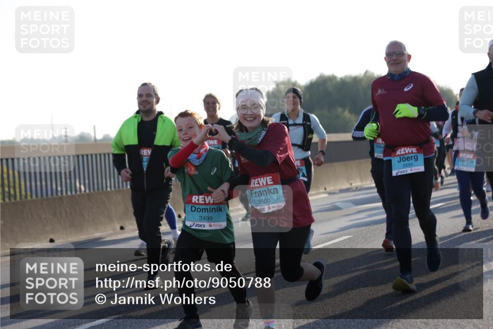 03.10.2025 - Köhlbrandbrückenlauf Jannik Wohlers http://msf.ph/oto/9050788 03.10.2025 09:18:53 Position 3 3499, 3500, 3595 meine-sportfotos.de