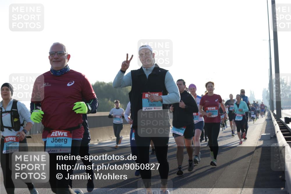 03.10.2025 - Köhlbrandbrückenlauf Jannik Wohlers http://msf.ph/oto/9050827 03.10.2025 09:18:54 Position 3 1919, 3595, 3435, 1492 meine-sportfotos.de