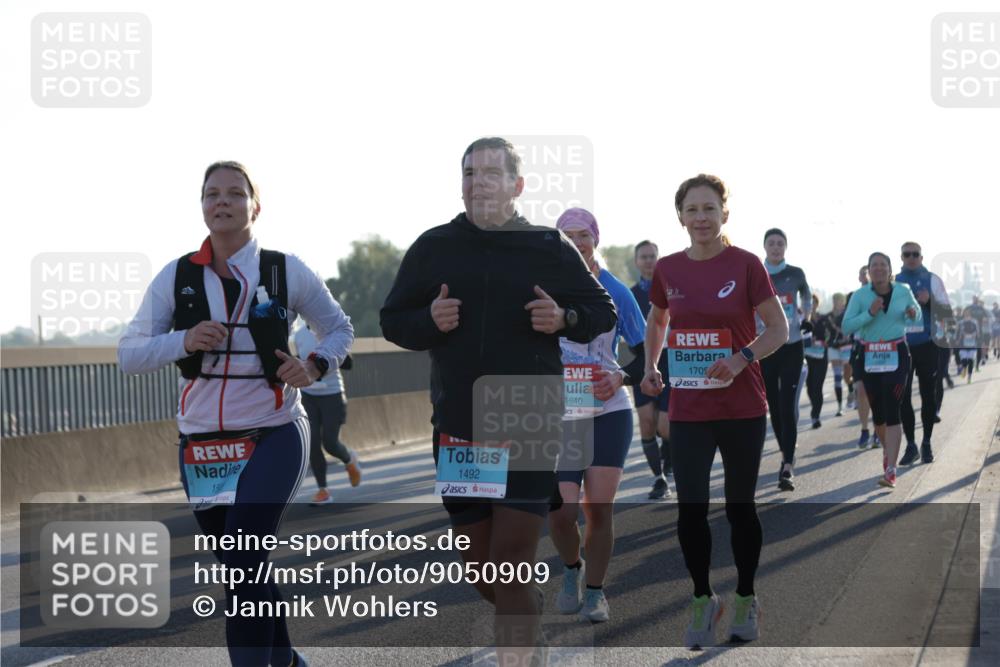 03.10.2025 - Köhlbrandbrückenlauf Jannik Wohlers http://msf.ph/oto/9050909 03.10.2025 09:18:56 Position 3 156, 1492, 1640, 1705 meine-sportfotos.de