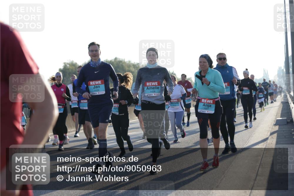 03.10.2025 - Köhlbrandbrückenlauf Jannik Wohlers http://msf.ph/oto/9050963 03.10.2025 09:18:58 Position 3 1439, 1438, 1337 meine-sportfotos.de