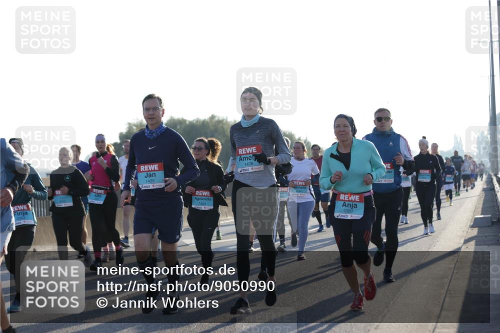 03.10.2025 - Köhlbrandbrückenlauf Jannik Wohlers http://msf.ph/oto/9050990 03.10.2025 09:18:58 Position 3 1439, 1603, 1438, 1337 meine-sportfotos.de