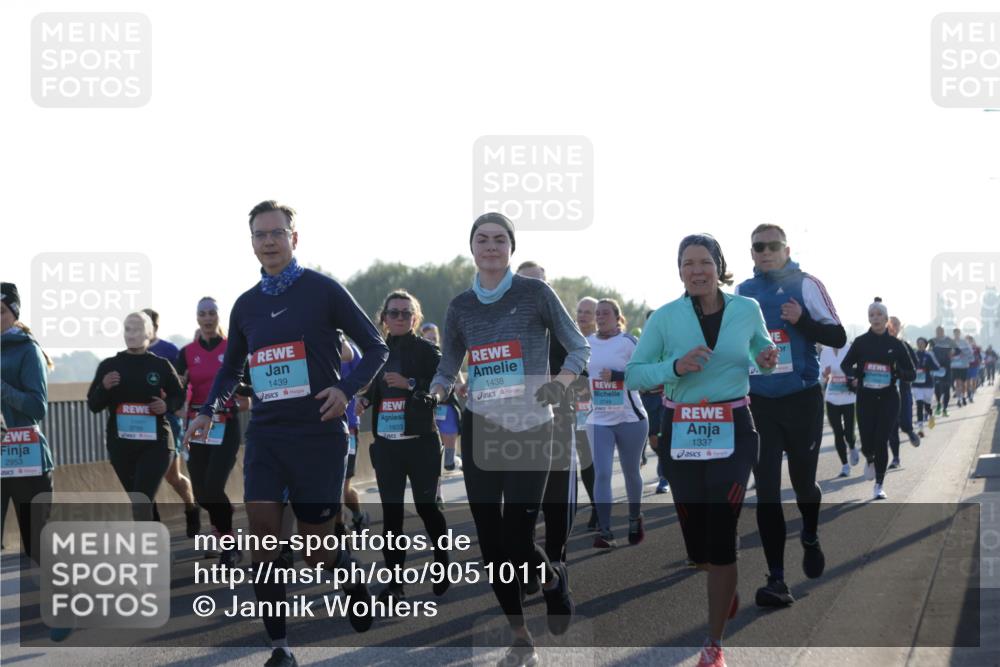 03.10.2025 - Köhlbrandbrückenlauf Jannik Wohlers http://msf.ph/oto/9051011 03.10.2025 09:18:58 Position 3 2953, 1439, 1438, 1603, 1337 meine-sportfotos.de