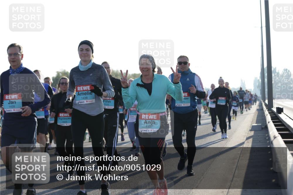 03.10.2025 - Köhlbrandbrückenlauf Jannik Wohlers http://msf.ph/oto/9051029 03.10.2025 09:18:59 Position 3 1439, 1603, 1438, 1535, 1337, 1371 meine-sportfotos.de