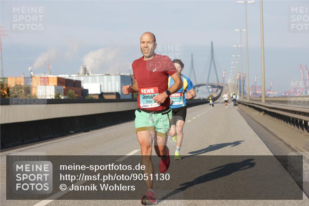 03.10.2025 - Köhlbrandbrückenlauf Jannik Wohlers http://msf.ph/oto/9051130 03.10.2025 09:37:05 Position 3 2968 meine-sportfotos.de