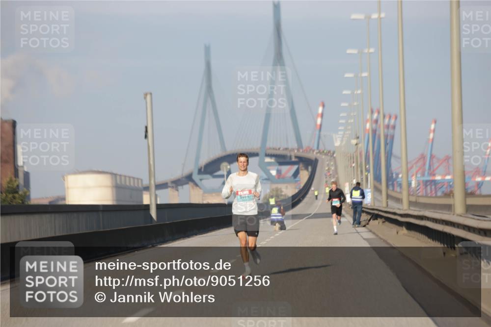 03.10.2025 - Köhlbrandbrückenlauf Jannik Wohlers http://msf.ph/oto/9051256 03.10.2025 09:37:15 Position 3  meine-sportfotos.de